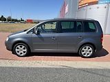 Volkswagen Touran 1.9 TDi DSG Highline - náhled 8