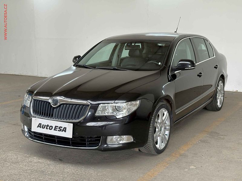 Škoda Superb (2008) 2.0TDi, servis.kniha, AT - fotka 3 z 17