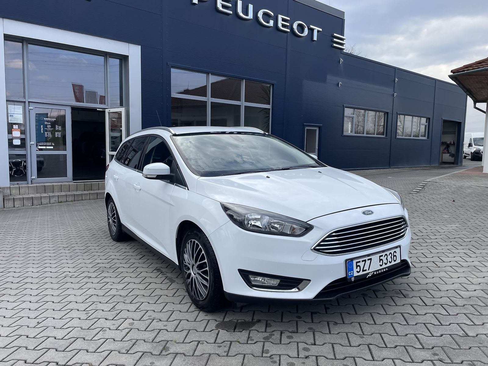 Ford Focus 1.5 EB 150k MAN6 