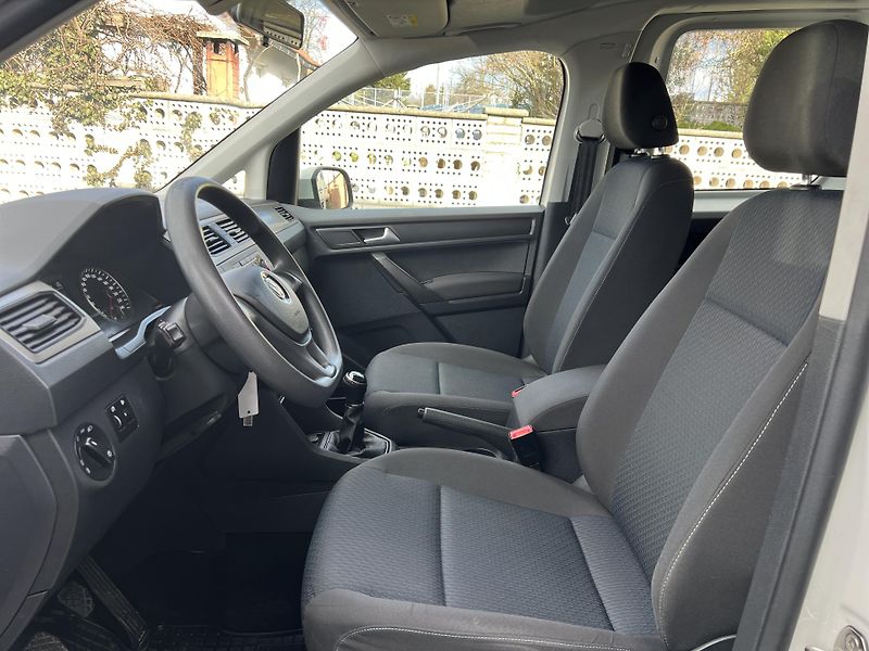 Volkswagen Caddy 2.0TDi 4x4 ČR 1.MAJ odp.DPH - fotka 9 z 37