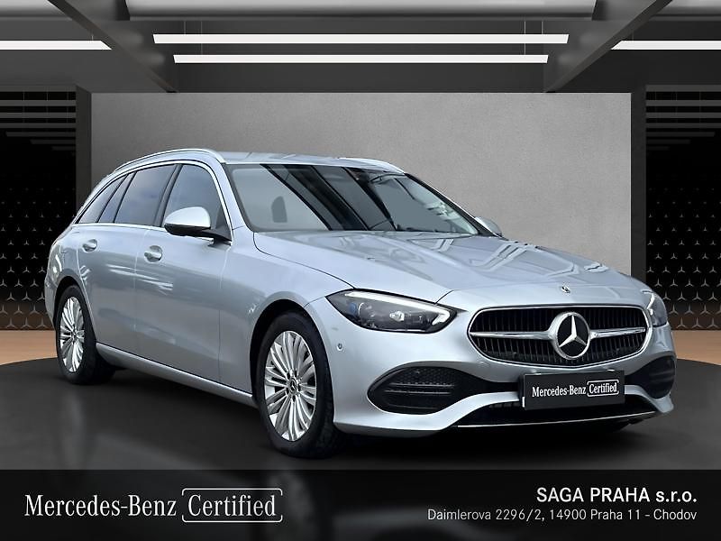 Mercedes-Benz Třídy C 220d 4MATIC kombi Avantgarde - fotka 8 z 22