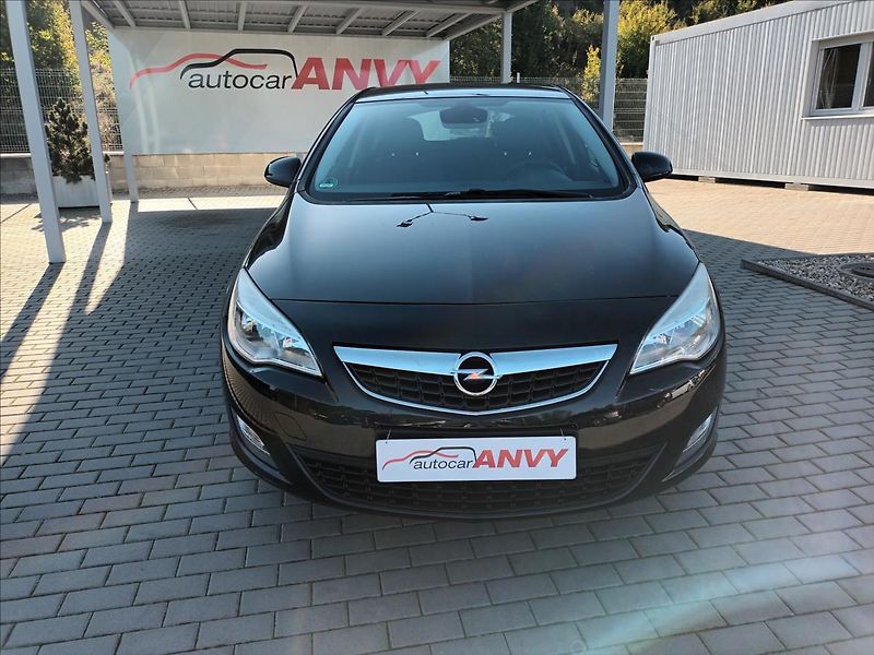 Opel Astra 1,6 i,85KW,KLIMA,PARKING - fotka 2 z 42