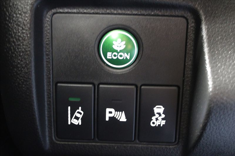 Honda HR-V 1,6 i-DTEC PANORAMA 1.majitel - fotka 24 z 32