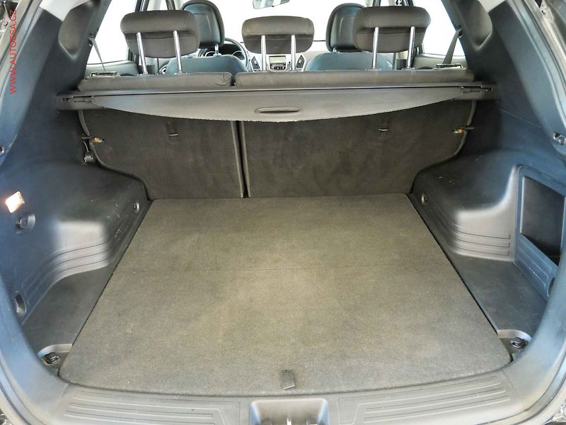 Hyundai ix35 (2010) 2.0 i, ČR, Klima - fotka 7 z 20