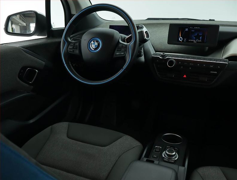 BMW i3 (2014) 60Ah BEV, SoH 74%, Automat - fotka 7 z 19