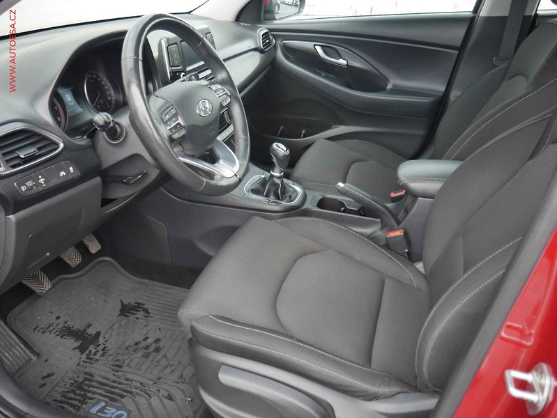 Hyundai i30 (2017) 1.0T-GDi, 1.maj,ČR, DPH, 1. - fotka 9 z 16