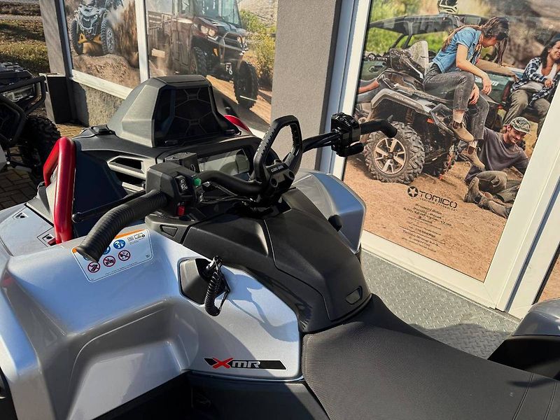 Can-Am Outlander 1000R XMR (2025) INT model 2025 - fotka 3 z 8