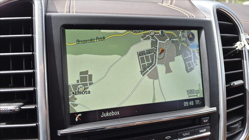 Porsche Cayenne 4,2 TDi V8 S 281 KW 4x4 ČR - fotka 23 z 30