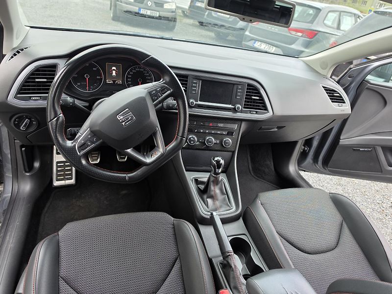 Seat Leon 2.0 TDI FR Led - fotka 11 z 22