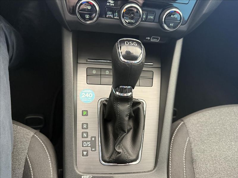 Škoda Octavia 2,0   TDI 110kW,DSG,SOLEIL,1.M - fotka 23 z 28