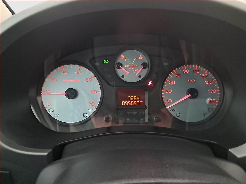 Citroën Berlingo (2018) Feel 1.6 VTi, 5Míst, ČR - fotka 11 z 17