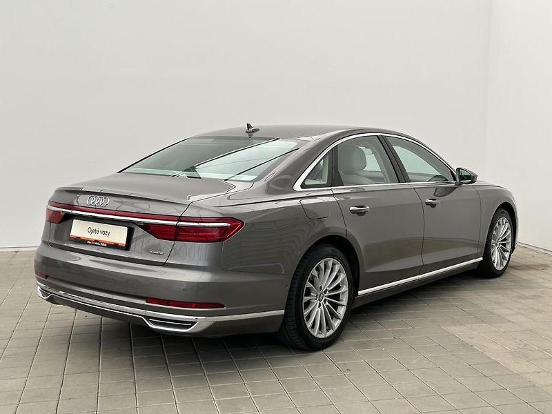 Audi A8 3.0 TDI 4x4 Elegance - fotka 2 z 34
