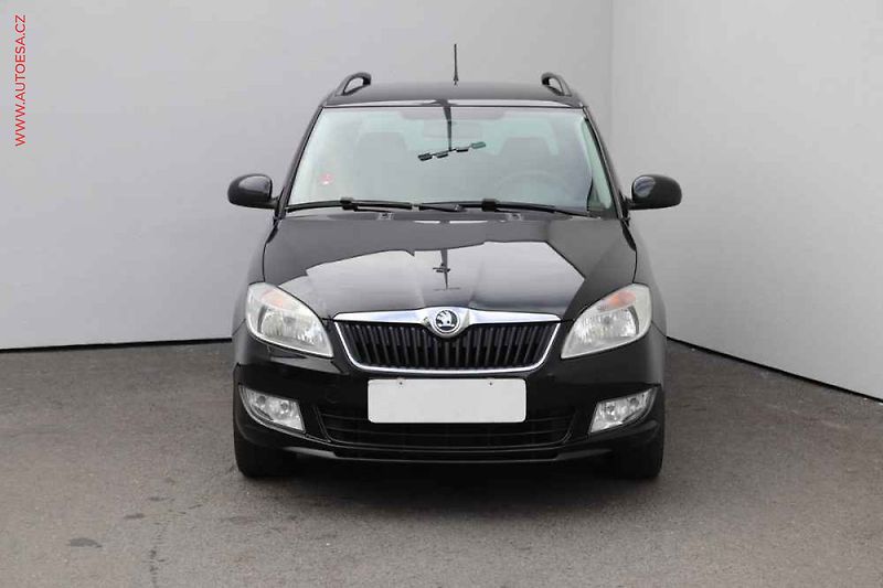 Škoda Fabia (2013) 1.2 TSi, Style, +kola - fotka 2 z 3