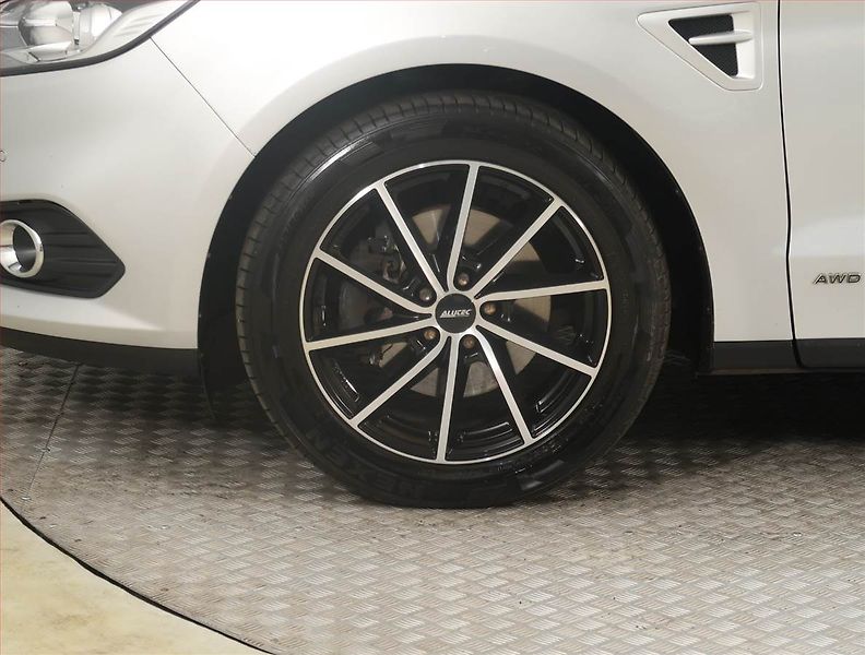 Ford S-MAX (2019) 2.0 EcoBlue, 4X4, Automat - fotka 15 z 19