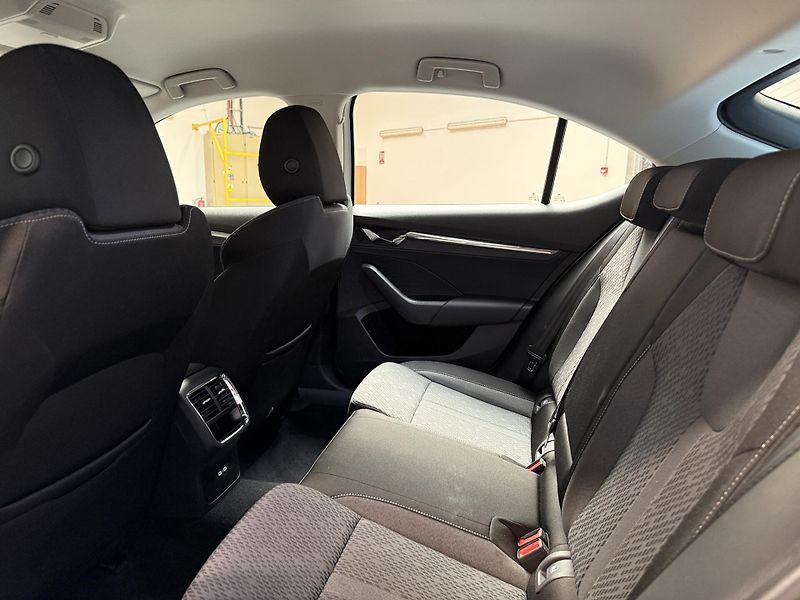 Škoda Octavia 2.0 TDI 110kW Style - fotka 12 z 13