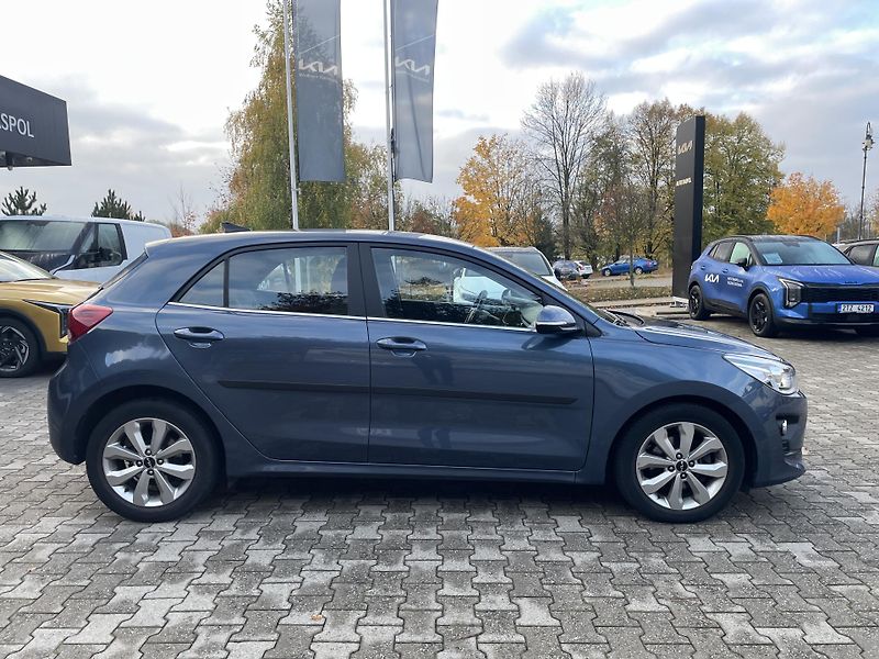 Kia Rio (2023) 1,0T-GDI Exclusive 7DCT  - fotka 2 z 21