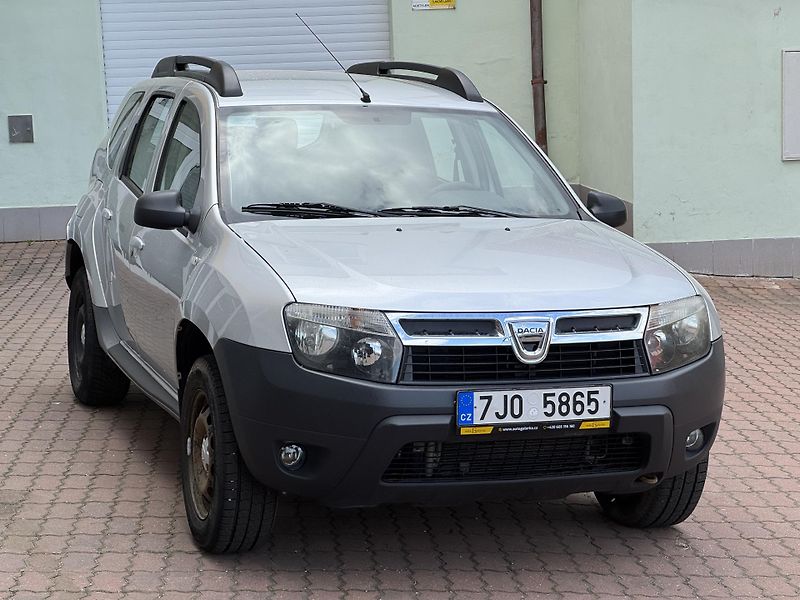 Dacia Duster (2012) 1.6i 77kW 4x4 - fotka 4 z 20