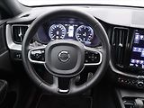 Volvo XC60 2.0 B4 145kW R-Design CZ Aut. - náhled 20