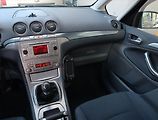 Ford Galaxy (2007) 2.0 TDCi, 7 míst - náhled 8