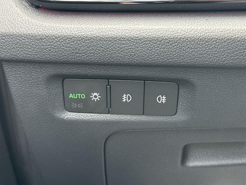 Škoda Octavia (2023) Combi 2.0 TDI DSG Sportline - fotka 20 z 36
