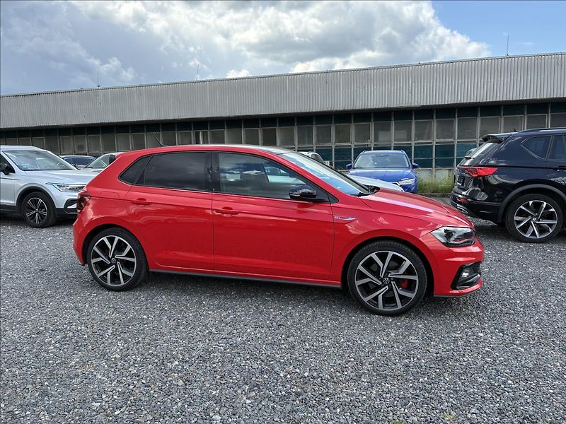 Volkswagen Polo 2,0 GTI,DSG,KAMERA,LED - fotka 8 z 28