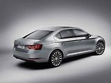 Škoda Superb.