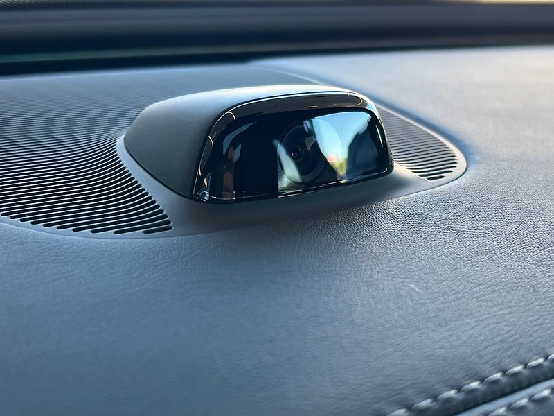 Mercedes-Benz Třídy E (2025) 300 de 4MATIC kombi s EQ - fotka 34 z 35