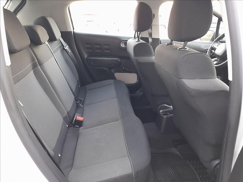 Citroën C3 1,2 PureTech - fotka 19 z 21