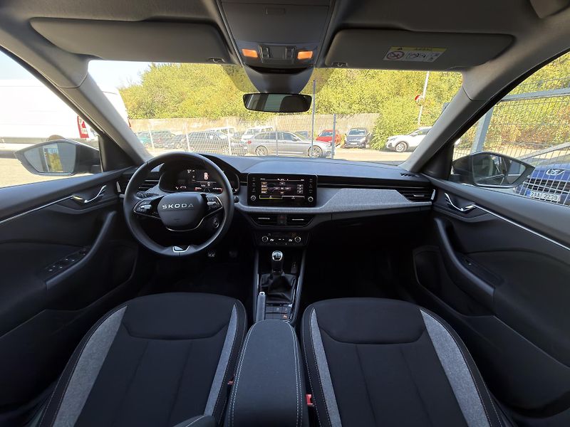 Škoda Kamiq (2025) Selection 1.0 TSI 85kW - fotka 26 z 32