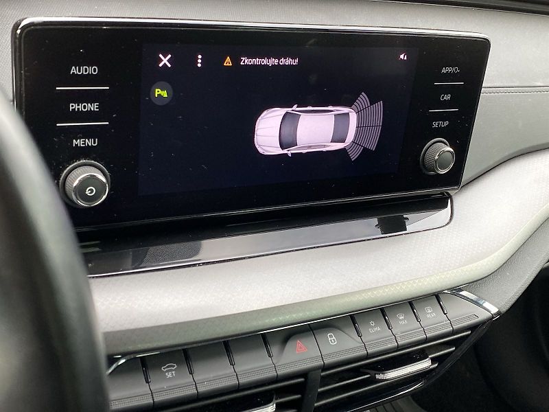 Škoda Octavia (2021) 1.5 TSI Ambition + - fotka 11 z 30