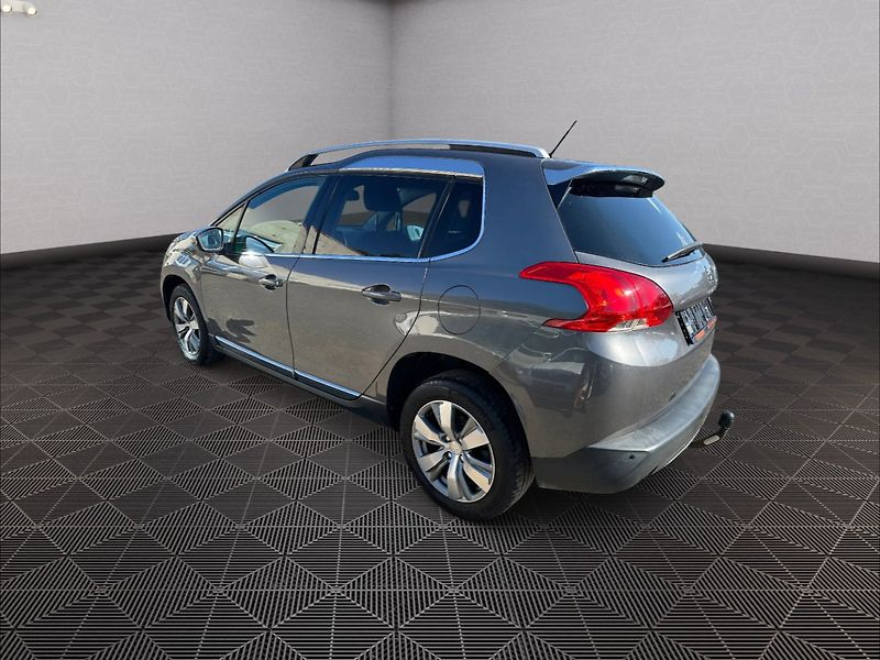 Peugeot 2008 (2015) 1,6HDI Allure - fotka 5 z 21