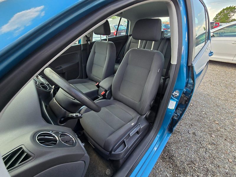 Volkswagen Golf (2005) 1.6 Trend DSG - fotka 10 z 23
