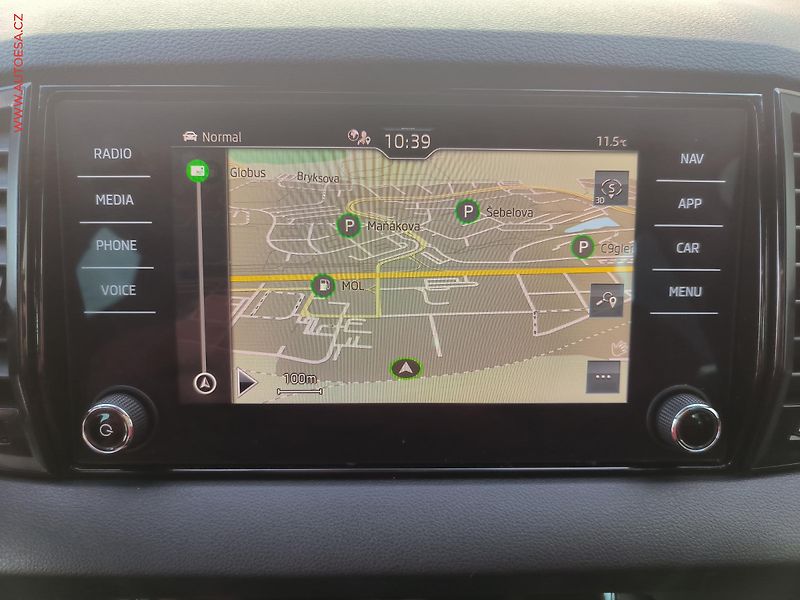 Škoda Karoq (2023) 1.5 TSI, 1.maj,ČR, SportLine - fotka 13 z 27