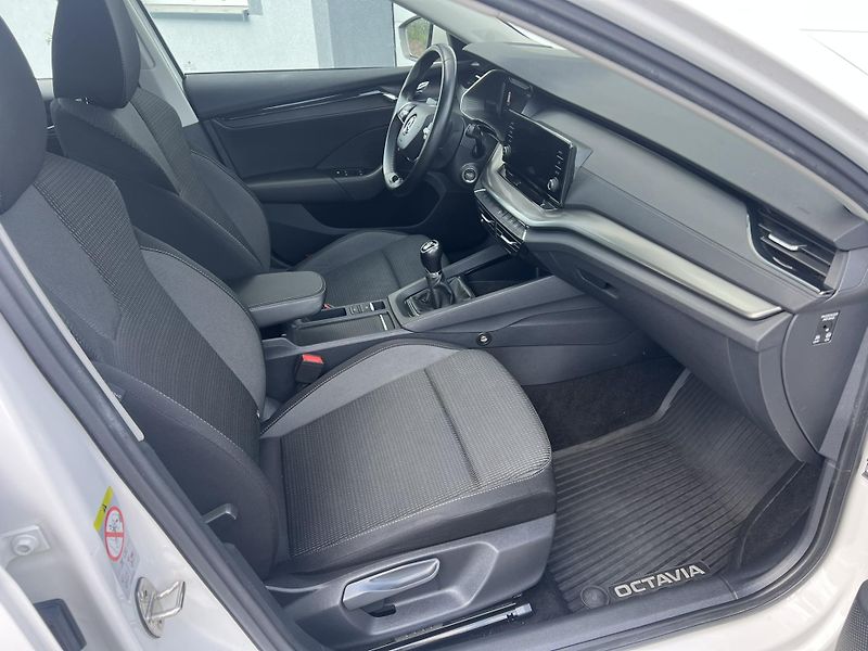 Škoda Octavia (2021) 2.0TDI TAŽNÉ 1.MAJITEL ČR NOVÉ - fotka 10 z 22