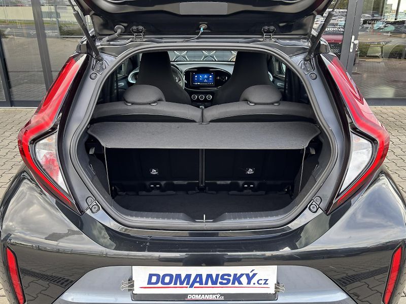 Toyota Aygo X STYLE 1.0 VVT-i 53 kW - fotka 6 z 21