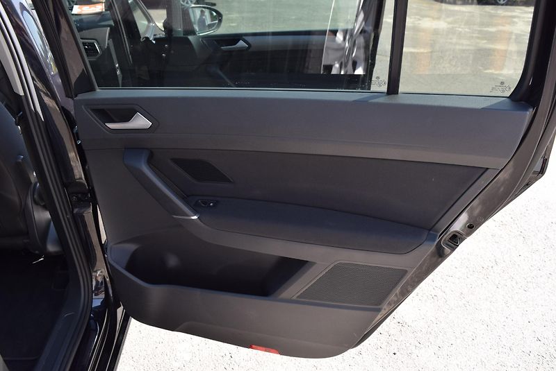 Volkswagen Touran (2016) 2.0TDI 110kw 7MÍST CLBMT OPS  - fotka 40 z 50