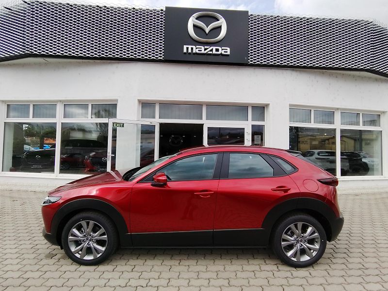 Mazda CX-30 (2026) 2.5L 140ps 6AT FWD Centre-Line - fotka 2 z 25