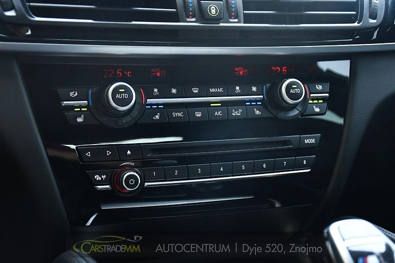 BMW X6 M50d HUD 360KAM ACC - fotka 33 z 57