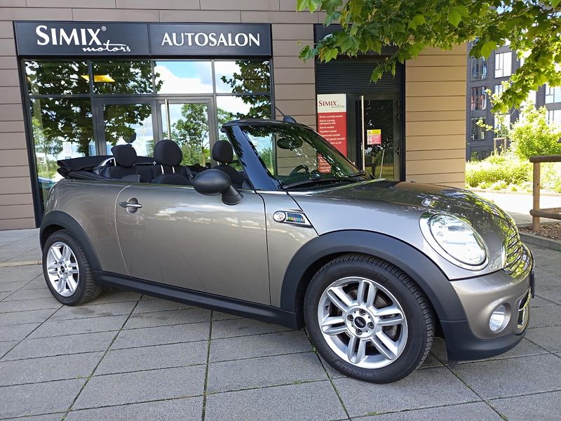 Mini Cooper (2013) One Cabrio,chili II,navi,xenon - fotka 9 z 27