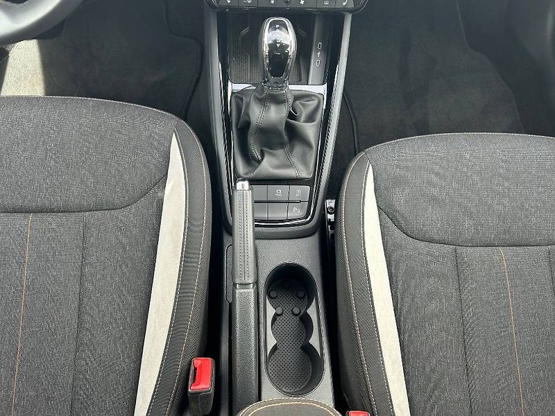 Škoda Scala Top Selection 7DSG 1,0TSI - fotka 9 z 24