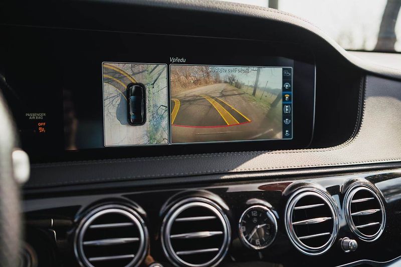Mercedes-Benz Třídy S (2018) S 560 4MATIC L, S 560 4MATIC L - fotka 26 z 40