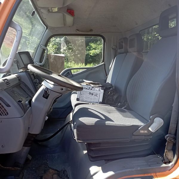 Mitsubishi Canter (2008) Fuso kontejner - fotka 14 z 19