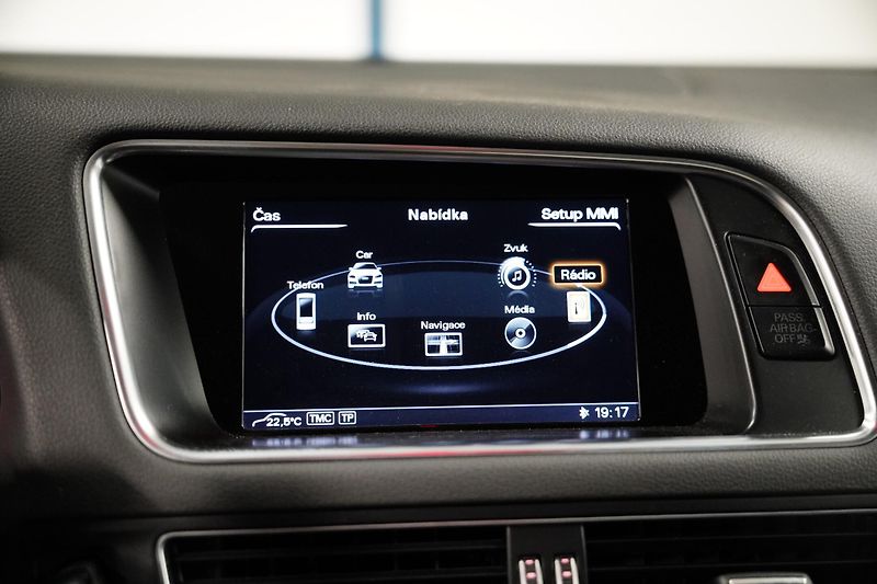 Audi Q5 - fotka 19 z 30