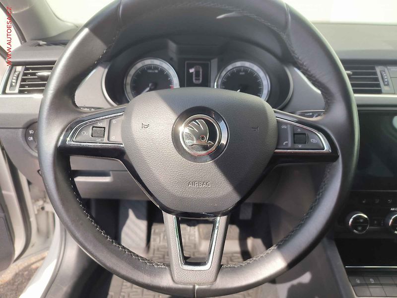 Škoda Octavia (2017) 2.0 TDi 4x4, 2.maj,ČR, Style - fotka 16 z 22