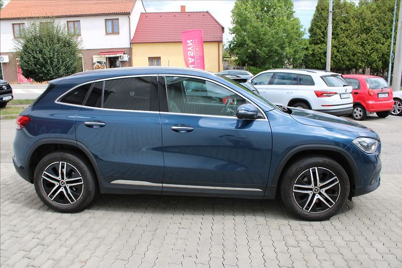 Mercedes-Benz GLA 1,3 200 1.majitel CZ ZÁNOVNÍ - fotka 3 z 10