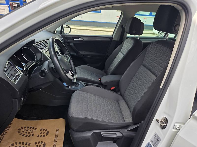 Volkswagen Tiguan (2021) 2.0 TDI DSG - fotka 15 z 46