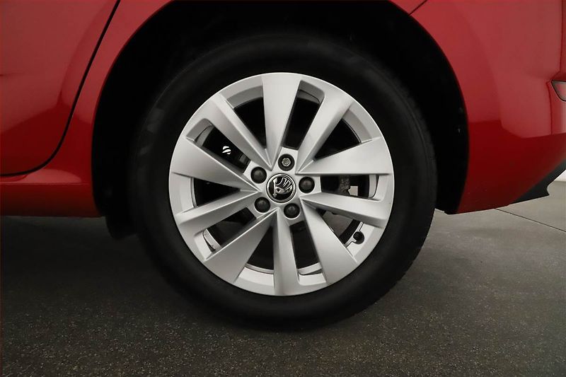 Škoda Scala (2023) Style 1.0 TSI, ČR,1.maj - fotka 19 z 19