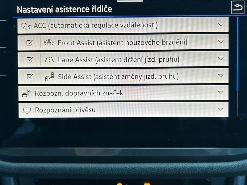 Volkswagen Tiguan Allspace (2021) 2.0 TDI 7DSG 4MOTION R-Line - fotka 33 z 35