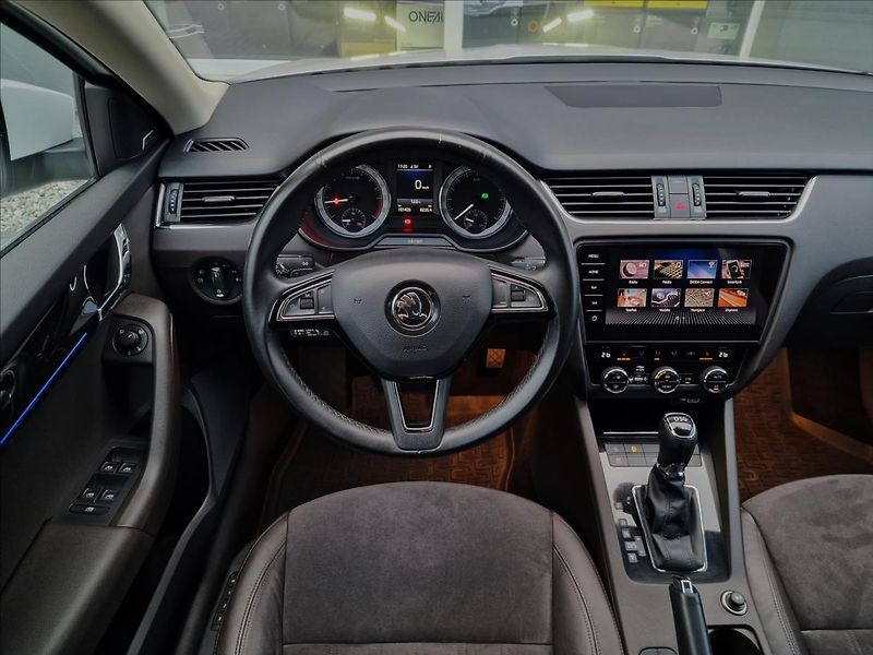 Škoda Octavia 2.0TDI 110kW DSG L&k, ČR, 1.Ma - fotka 12 z 50