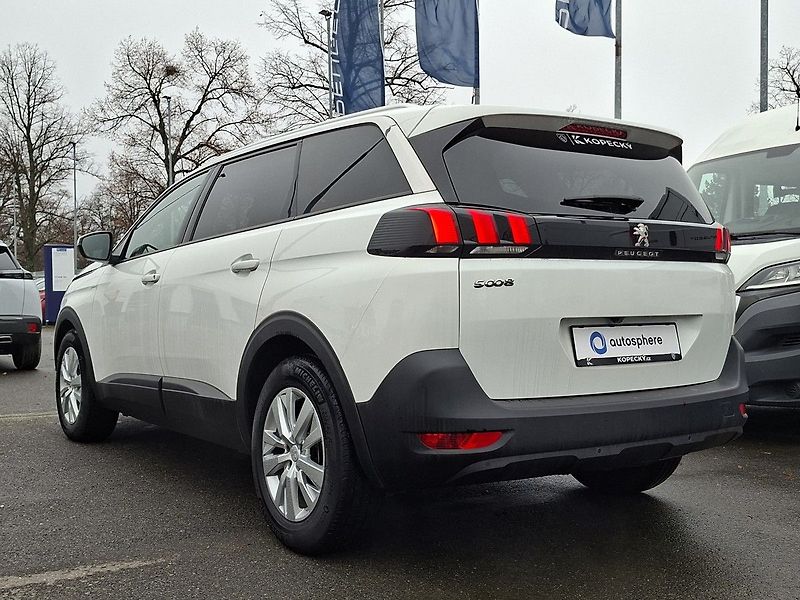Peugeot 5008 ACTIVE 1,5 BHDI 130k EAT8 - fotka 3 z 24